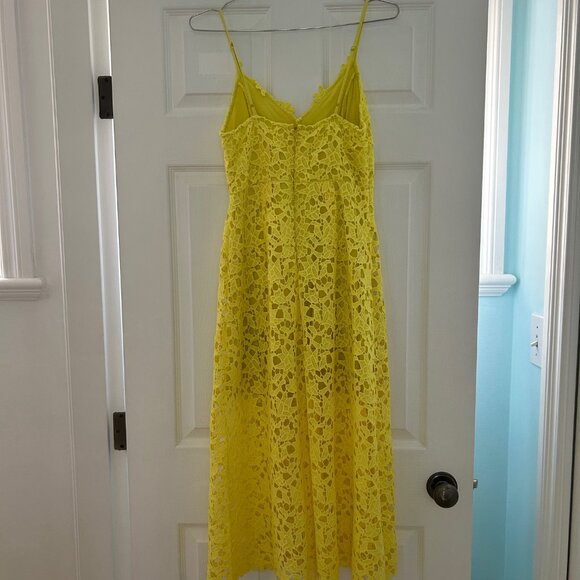 Yellow lace summer dress - Picture 2 of 9